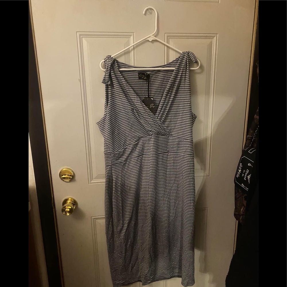 Tie shoulders lindy bop dress new with tags, Sabrina Navy Gingham